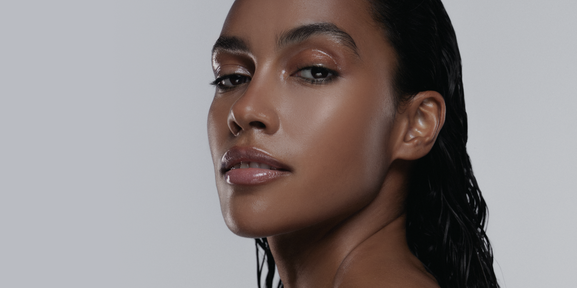 GLOSSY LIP OIL GLOSSY LIP OIL