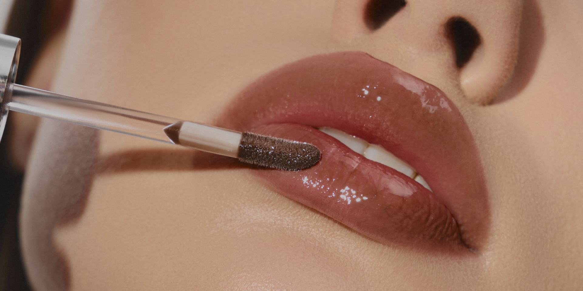 LIP GLOSS CARE INTENSE LIP GLOSS CARE INTENSE