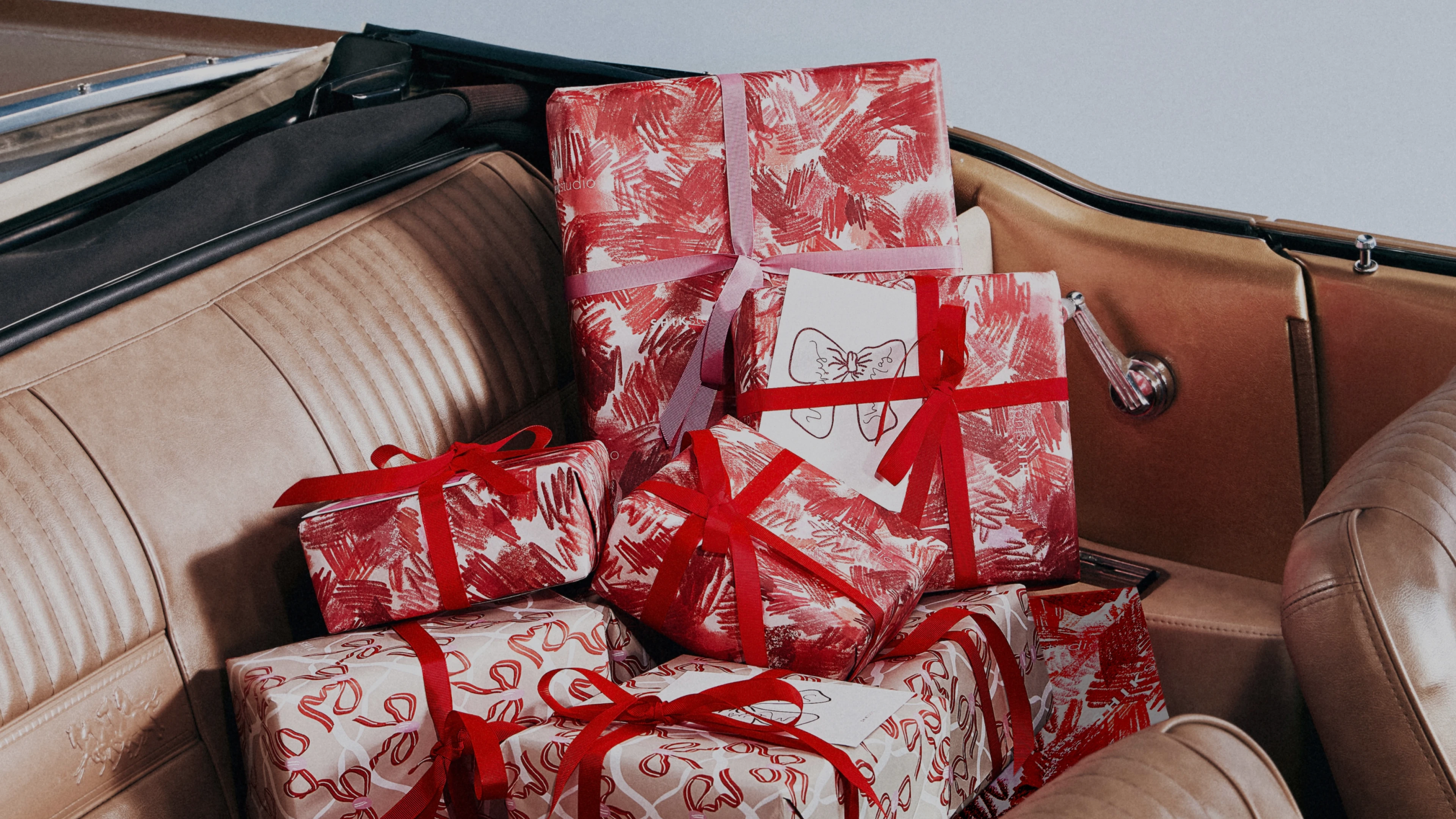 GIFT BOX GIFT BOX
