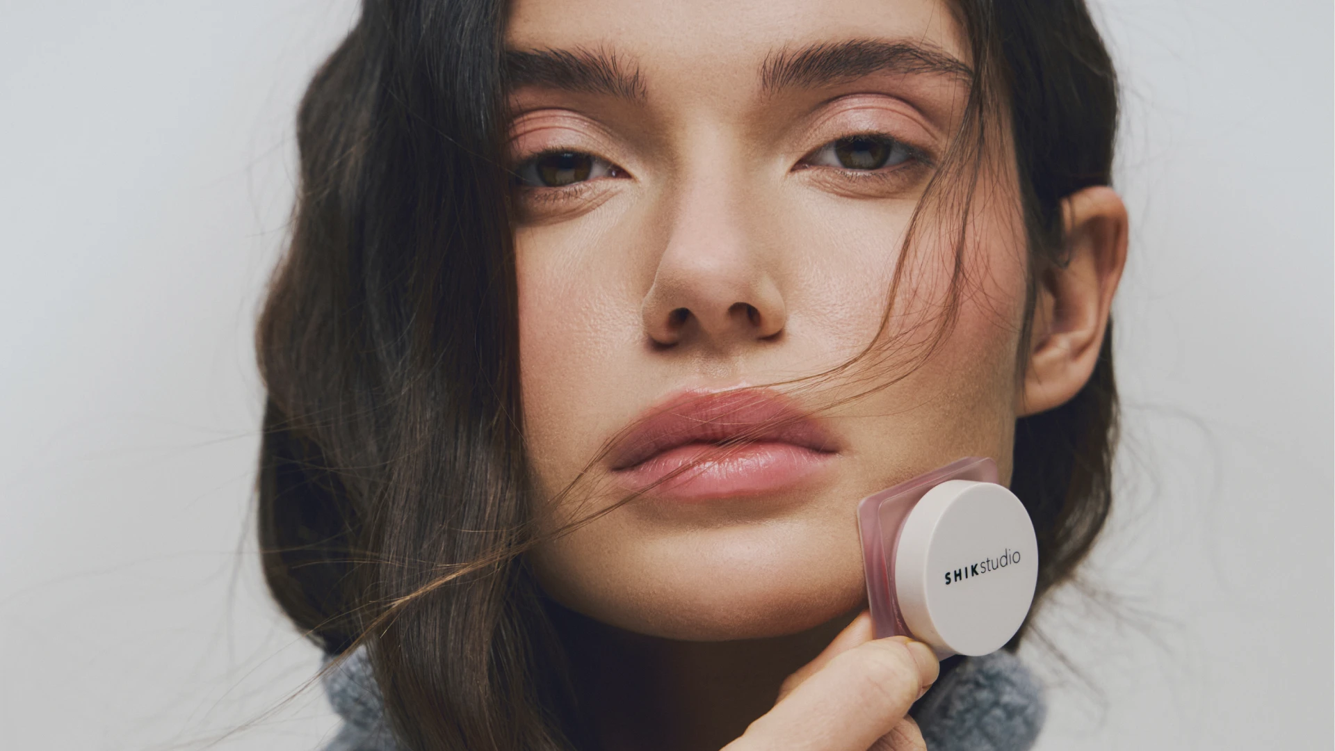 MOUSSE SCULPTOR & CRIMSON BLUSH MOUSSE SCULPTOR & CRIMSON BLUSH