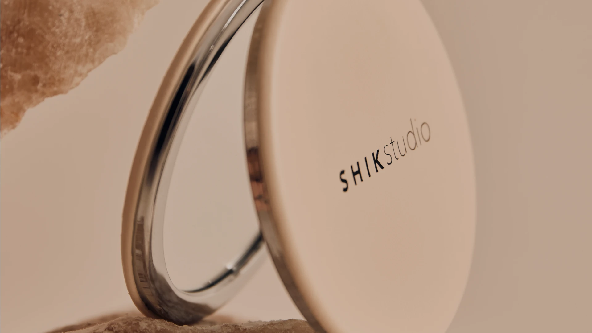 LIMITED COMPACT MIRROR LIMITED COMPACT MIRROR